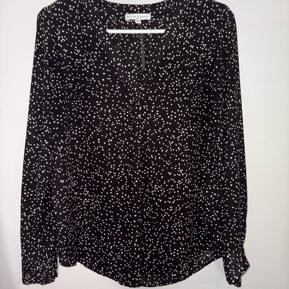 Maison d’Amélie - Black and White Long Sleeve Relaxed Blouse